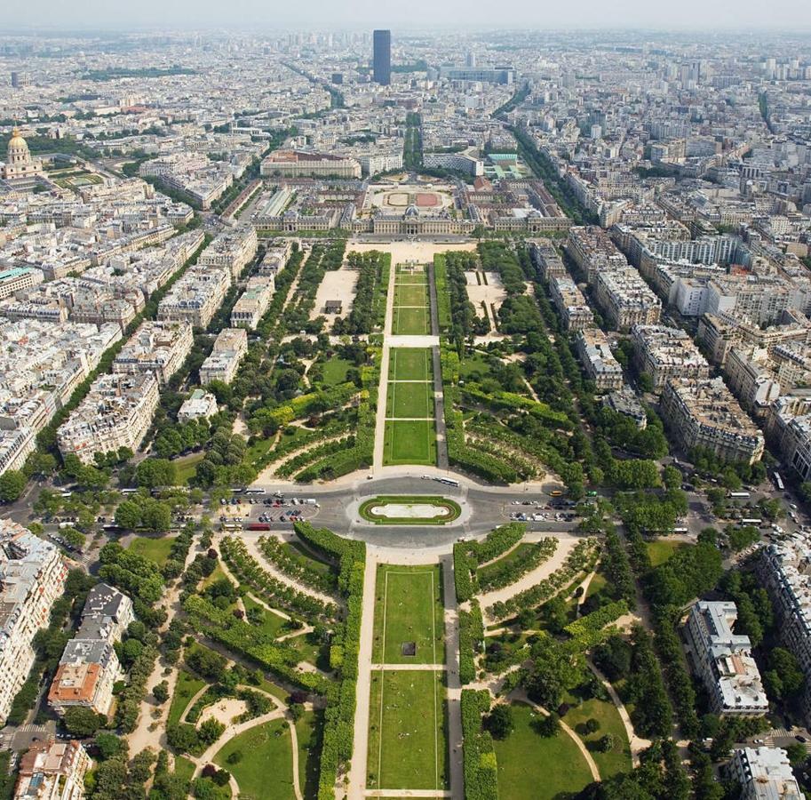 باريس Charmant Studio Neuf Proche Tour Eiffel المظهر الخارجي الصورة